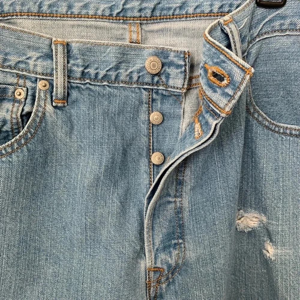 Levi’s 501 original straight button fly, distressed jeans 36 x 32.